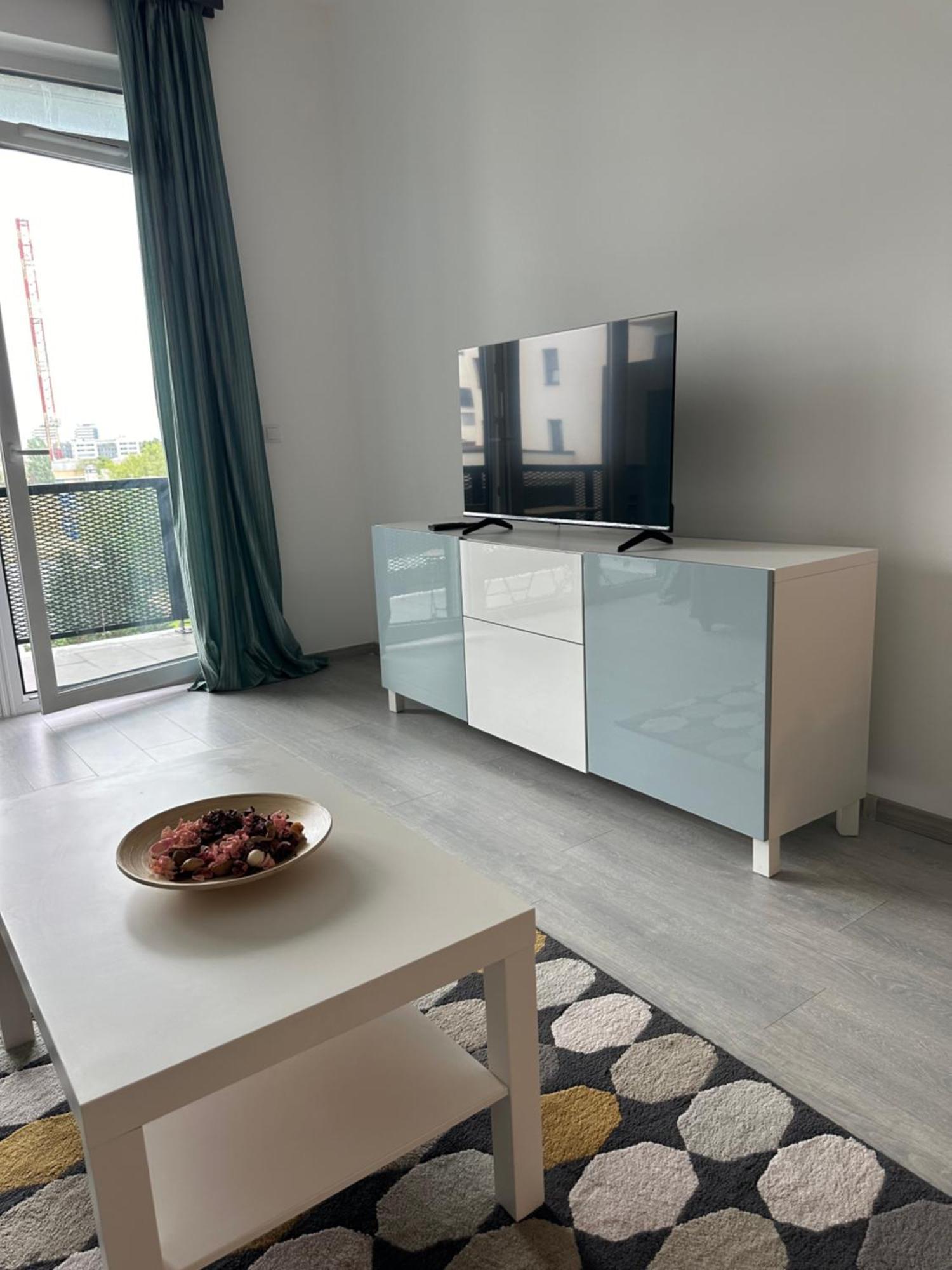 Appartement Modern Riverside With A Balcony And Garage *